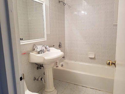4th image of 119-49 Union Tpke #6-4