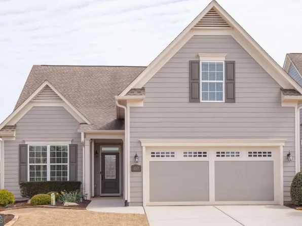 4017 Cranberry Ln, Gainesville, GA 30504