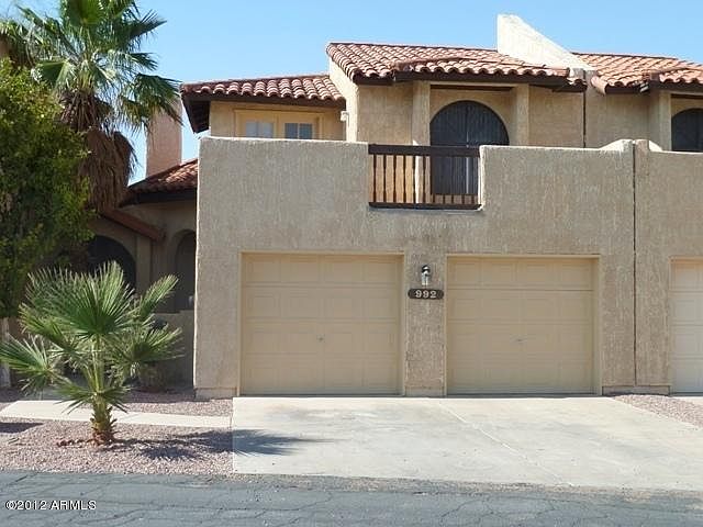 1st image of 992 N Paseo Del Oro