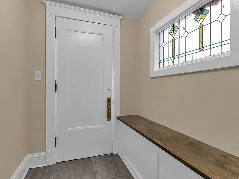 147 Grand St — Photo 1