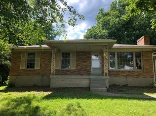 10810 Barricks Rd, Louisville, KY 40229