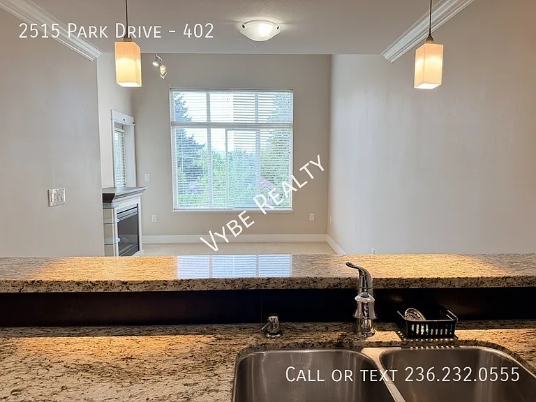 2515 Park Dr #402 — Photo 4