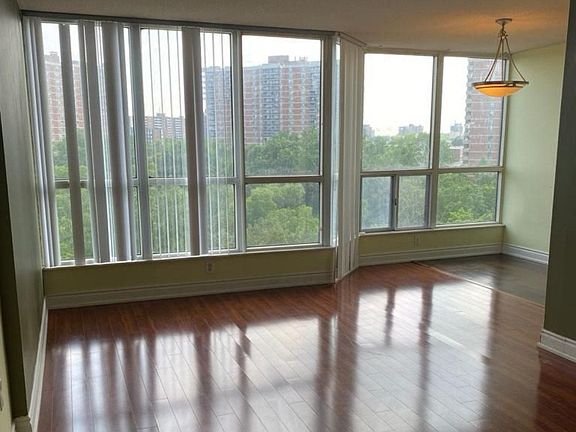 5th image of 5 Rowntree Rd #708