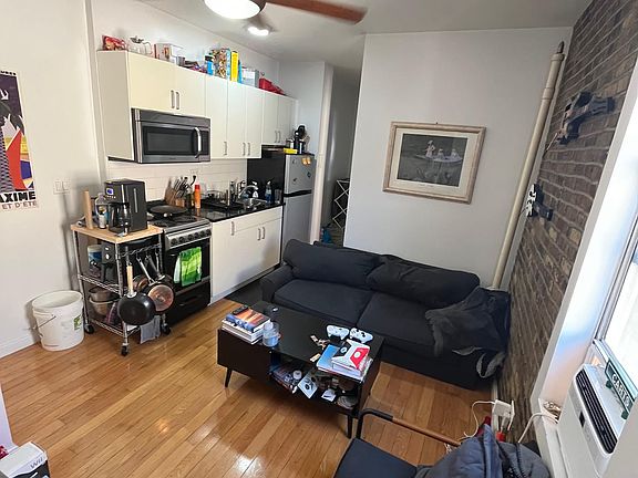 4th image of 170 Delancey St APT 19