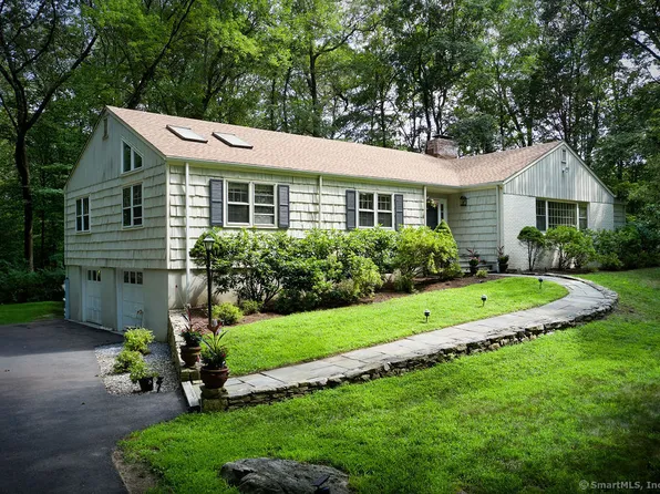 135 Foxwood Road, Stamford, CT 06903