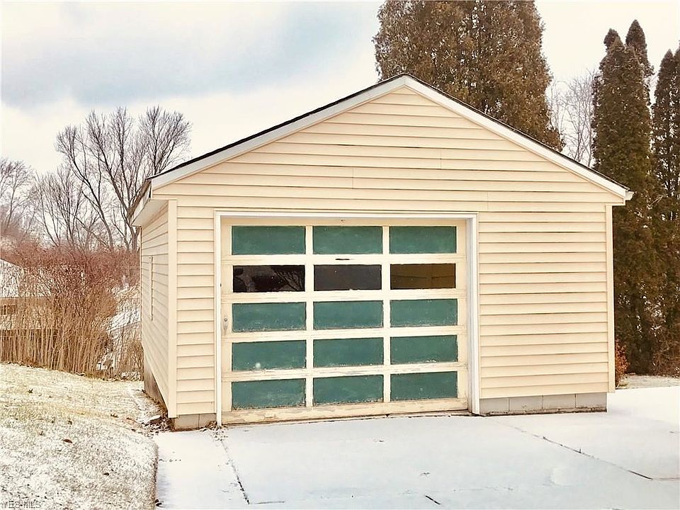 2nd image of 1419 Union St