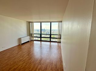 1636 N Wells St APT 3402, Chicago, IL 60614