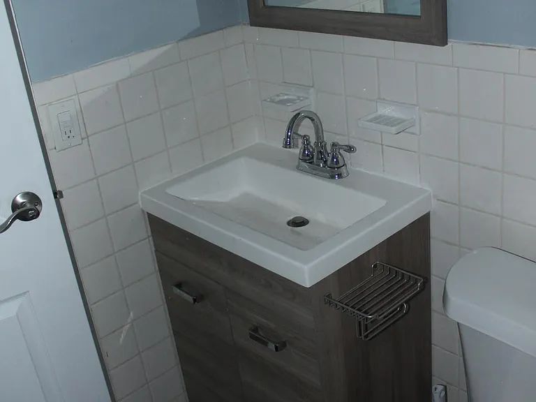 24325 Detroit Rd #202A — Photo 20