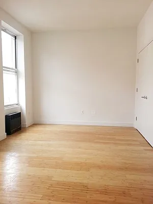 Rented by New York Residence | media 17