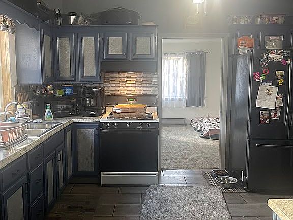 4th image of 112 Spring St