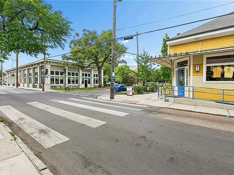 735 State St #D — Photo 14