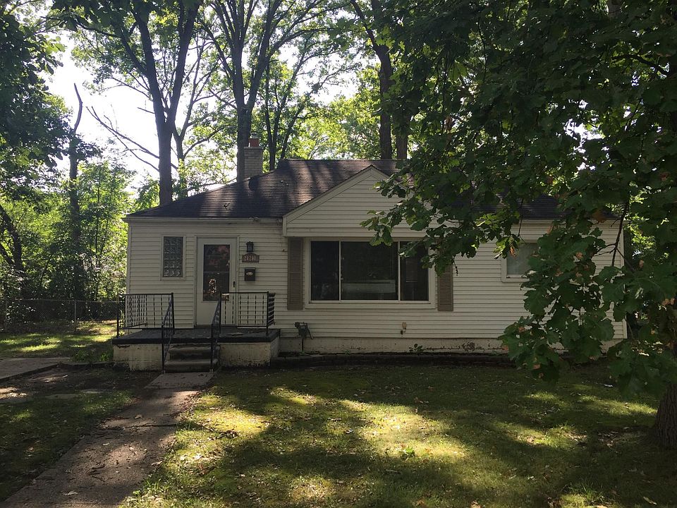 1st image of 21201 Westhampton Ave