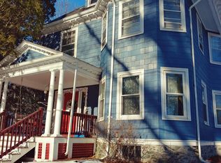 15 Harrison St #3, Newton Highlands, MA 02461
