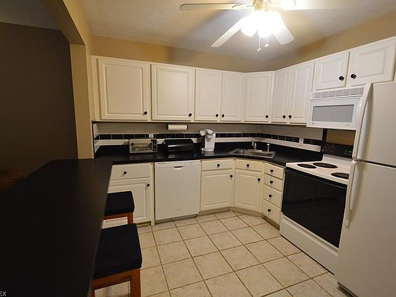 5th image of 9415 Preakness Dr APT C