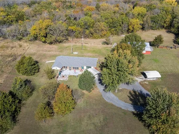 37690 Us Highway 169, Osawatomie, KS 66064
