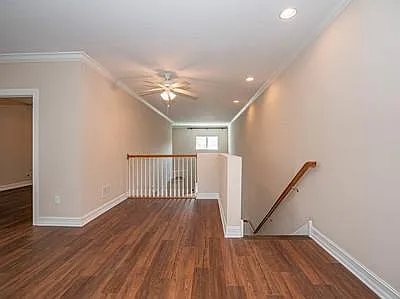 1875 Bridgepointe Cir #33 — Photo 9