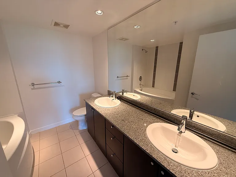 660 Nootka Way #1805 — Photo 7