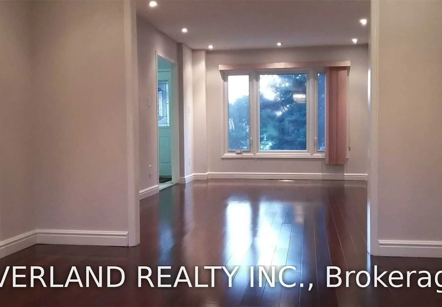 4 bed, $3,890 — Photo 2