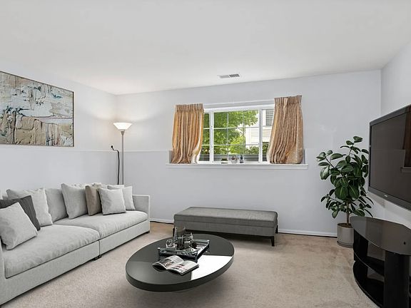 3rd image of 1123 Andover Ct #1123