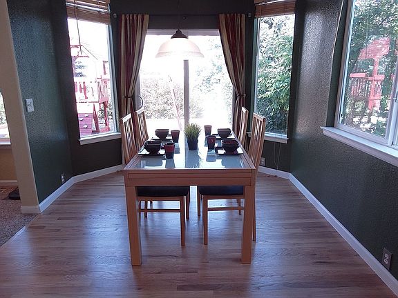 Breakfast Nook