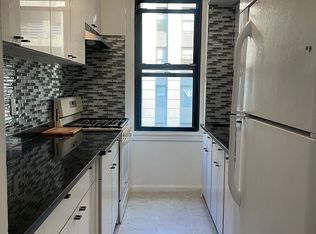 9810 64th Ave APT 5F, Rego Park, NY 11374