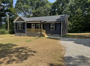 1047 Oak Grove Rd, Dickson, TN 37055