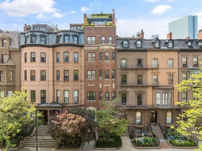 125 Beacon St APT 9, Boston, MA, 02116