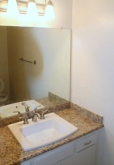 2110 Farrell Ave #8H — Photo 2