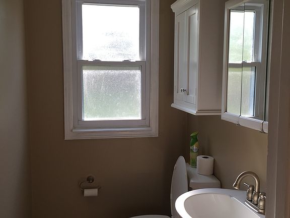 Main Level 1/2 Bath