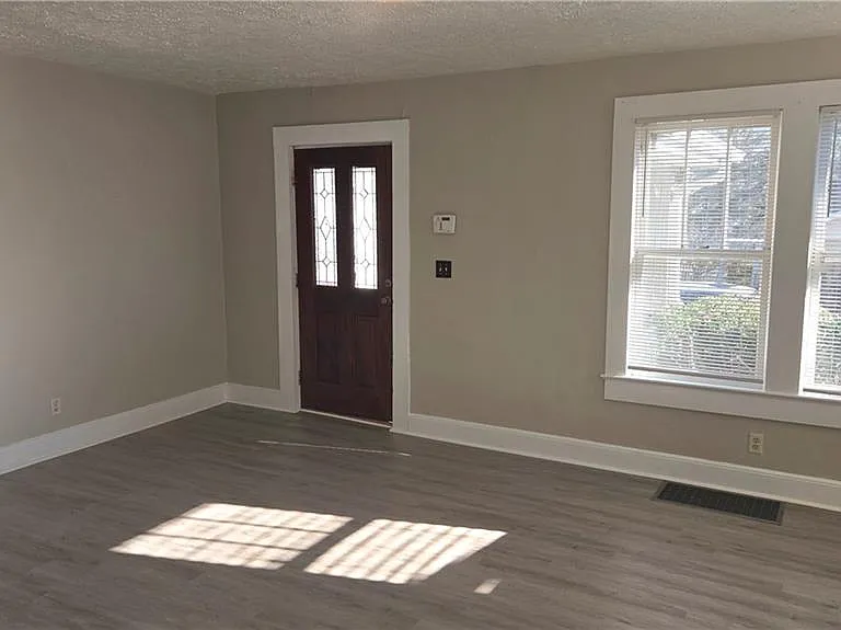 615 Dyer St — Photo 20