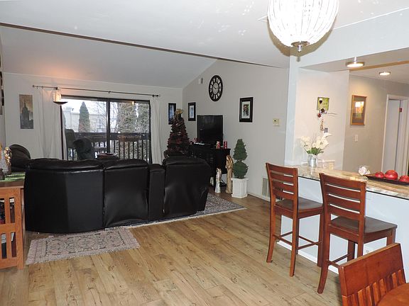 2nd image of 307 Park Hill Dr