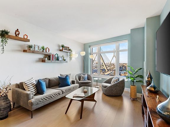 5th image of 100 Lovejoy Wharf Unit 9F