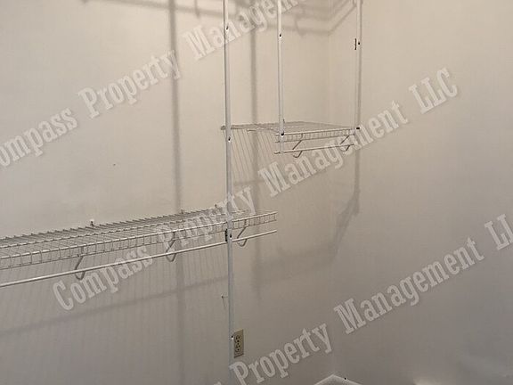 4th image of 588 Coates St APT D