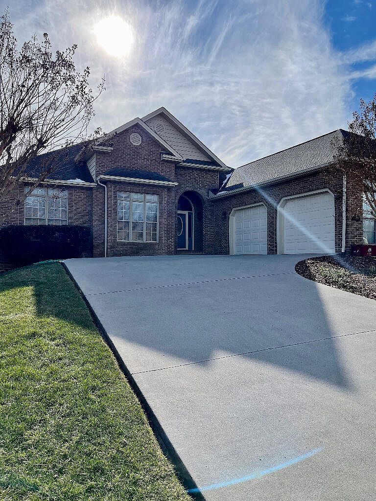 210 Alta Tree Blvd, Johnson City, TN 37604 Zillow