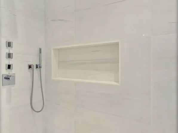 1 West End Avenue image 7 of 21