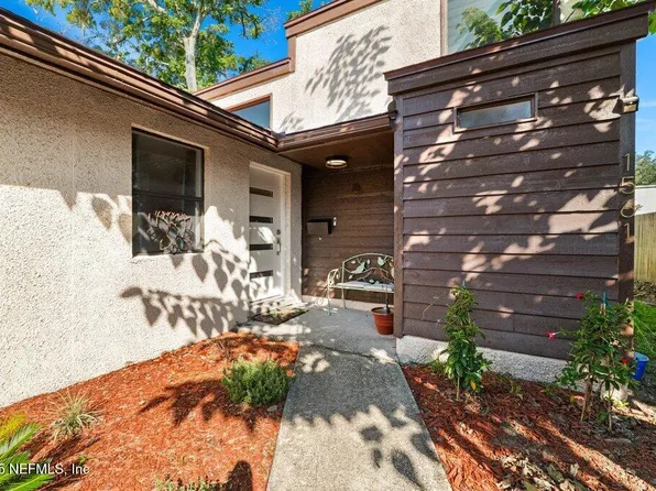 1561 Arcadia Dr, Jacksonville, FL 32207