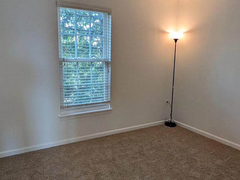 17289 Vaughn Ln — Photo 33