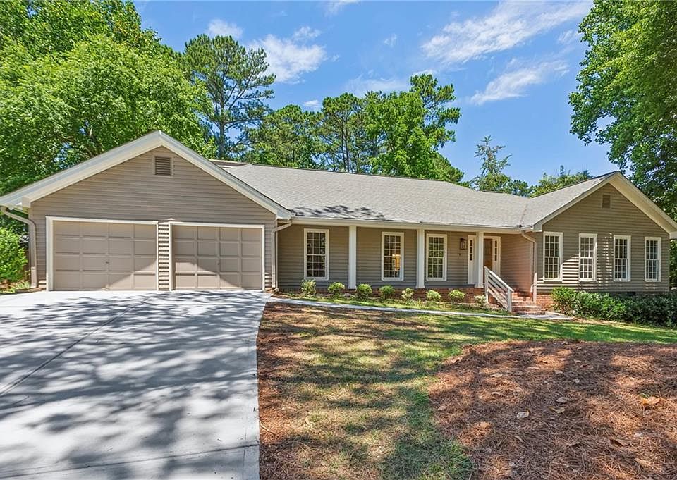 1st image of 4205 Cove Ct NE