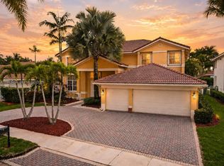 1646 Victoria Pointe Ln, Weston, FL 33327