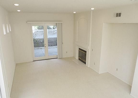2nd image of 2744 La Salle Pointe