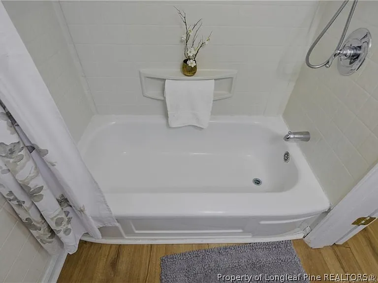 1007 Anarine Rd — Photo 8