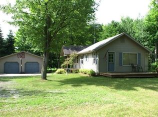 8649 W Beaver Rd, Grayling, MI 49738