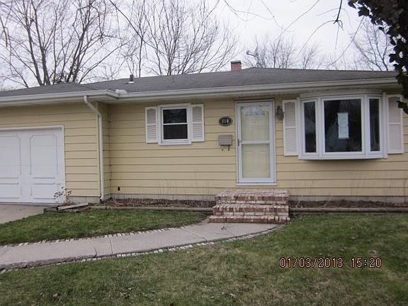 2nd image of 810 Henry Ct