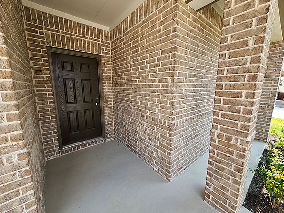3rd image of 2528 Moser Ln