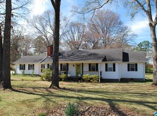 7113 Skyline Dr, Pell City, AL 35128
