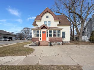 274 W Allegan St, Otsego, MI 49078