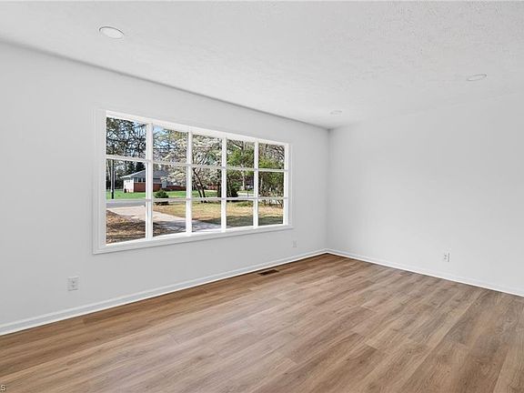 4th image of 3547 Cherry Ln