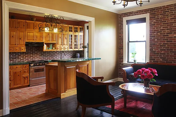 Rented by Ian Alexander Realty Group LLC | media 1