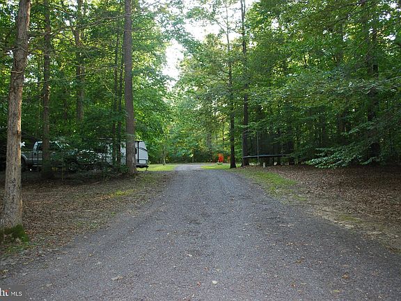 5th image of 17625 Wild Cherry Ln