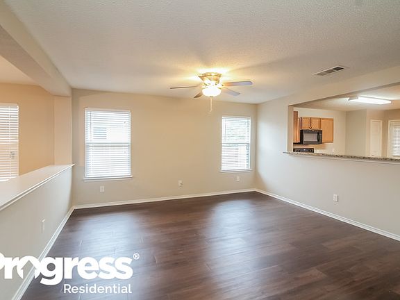 2nd image of 541 King St